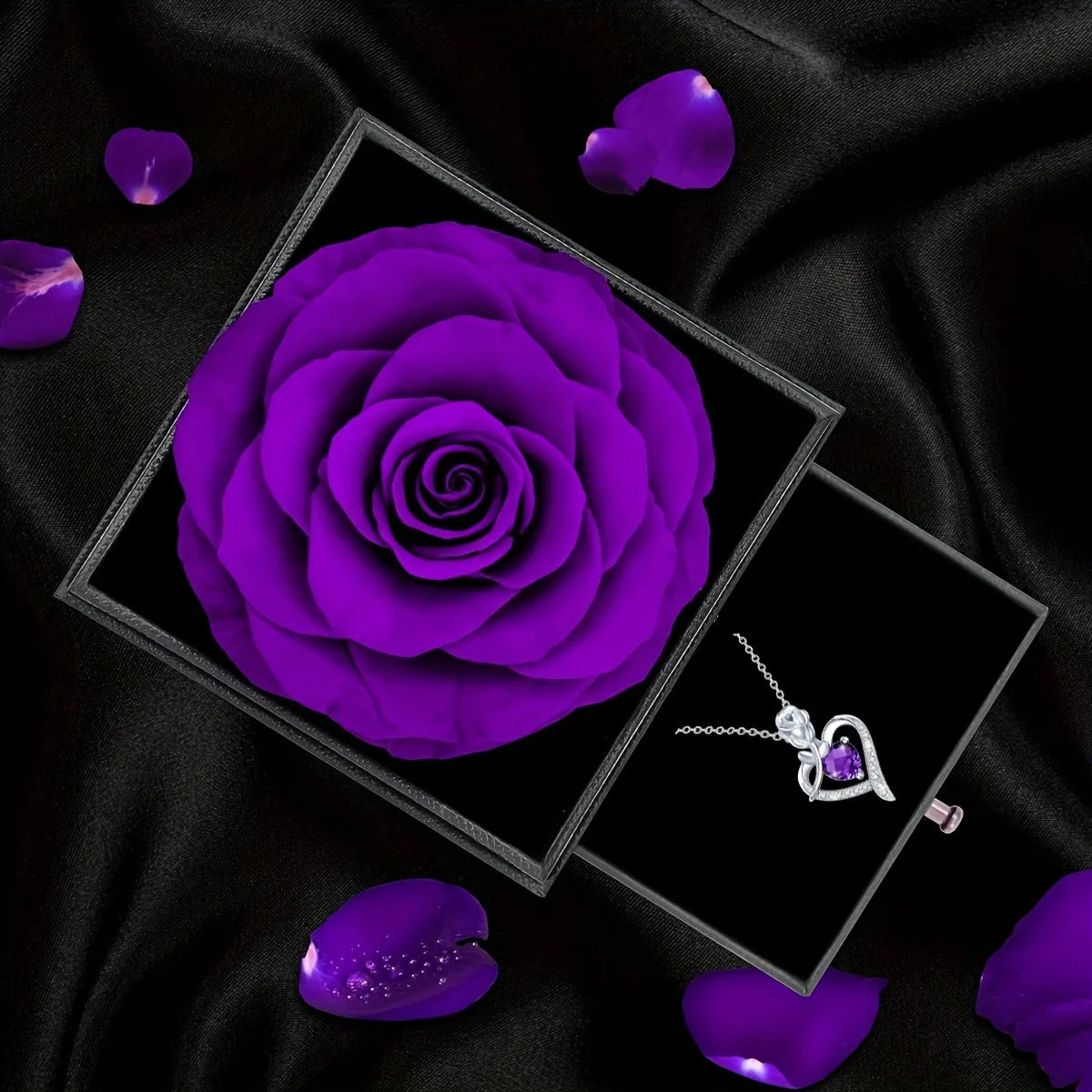 Naszyjnik z Różą w Kształcie Serca